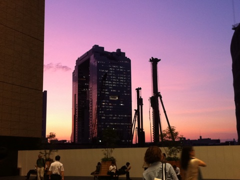 大阪駅からの夕焼け