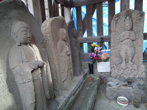 三郷市戸ケ崎の身代わり地蔵