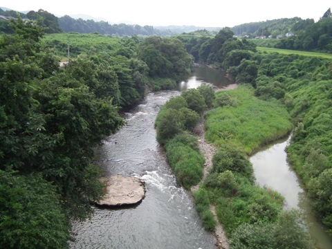 開成橋から望む広瀬川