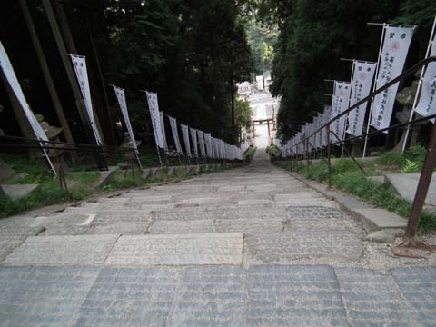 鹽竈神社の石段