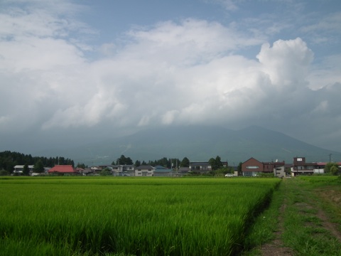 野口英世記念館と磐梯山