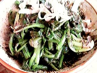 ほうれん草のオオバコ和え