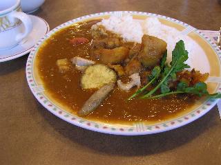 根菜と豚肉の田舎風カレー